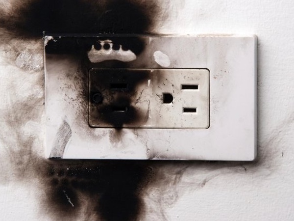 Reparació d'avaries elèctriques Barcelona