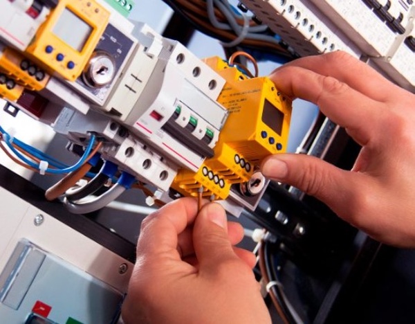 Electricistas para Comunidades de Propietarios en Barcelona