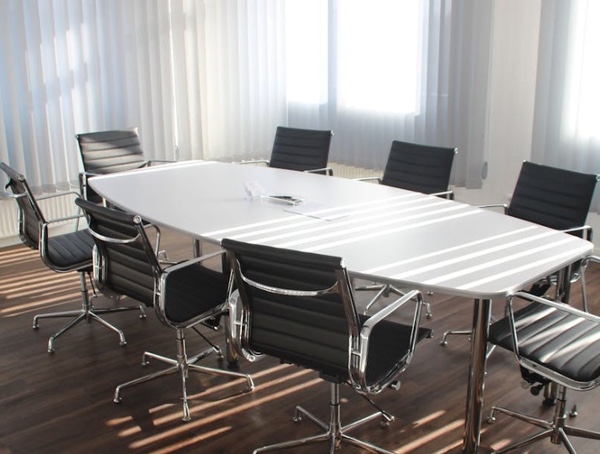 Electricistes per a Empreses a Barcelona: Ràpids i eficaços