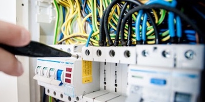 Muntatges elèctrics a Barcelona